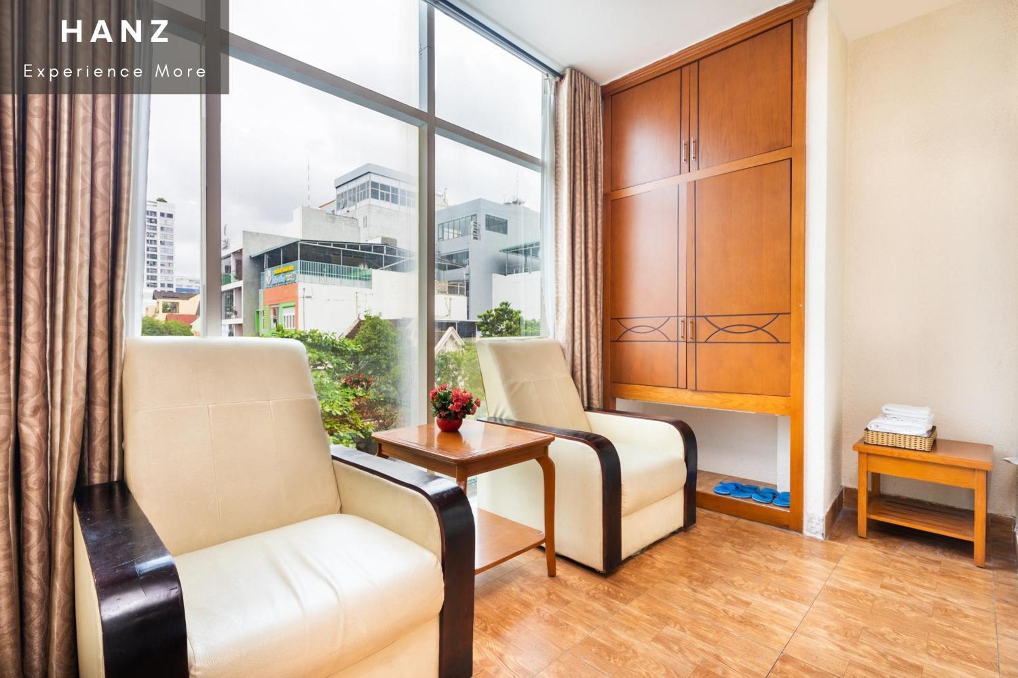 Queen Airport Hotel 3*